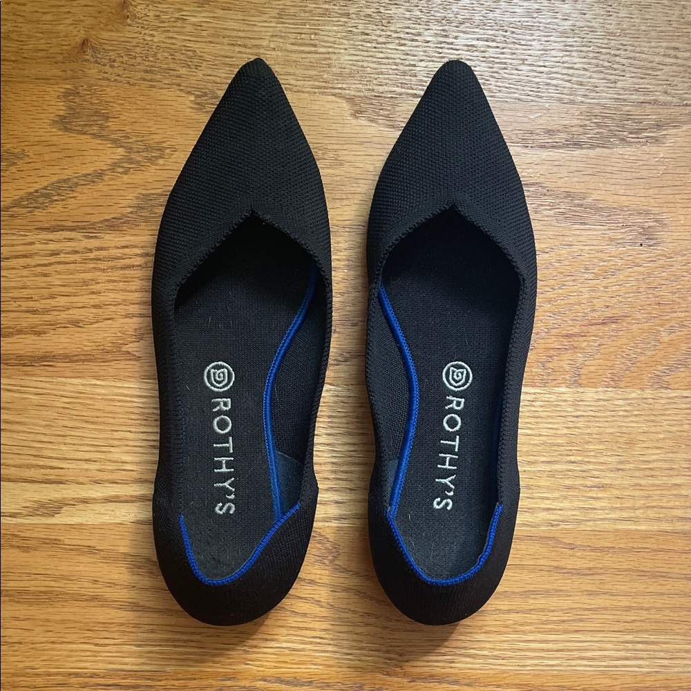 Rothy's Women's Black and Blue Flats
